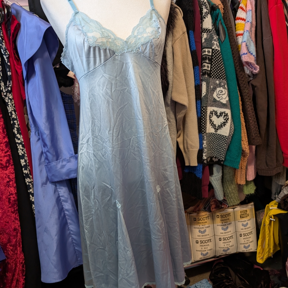 *Sold* Vintage Blue Lace Trim Nightgown - Picture 1 of 5